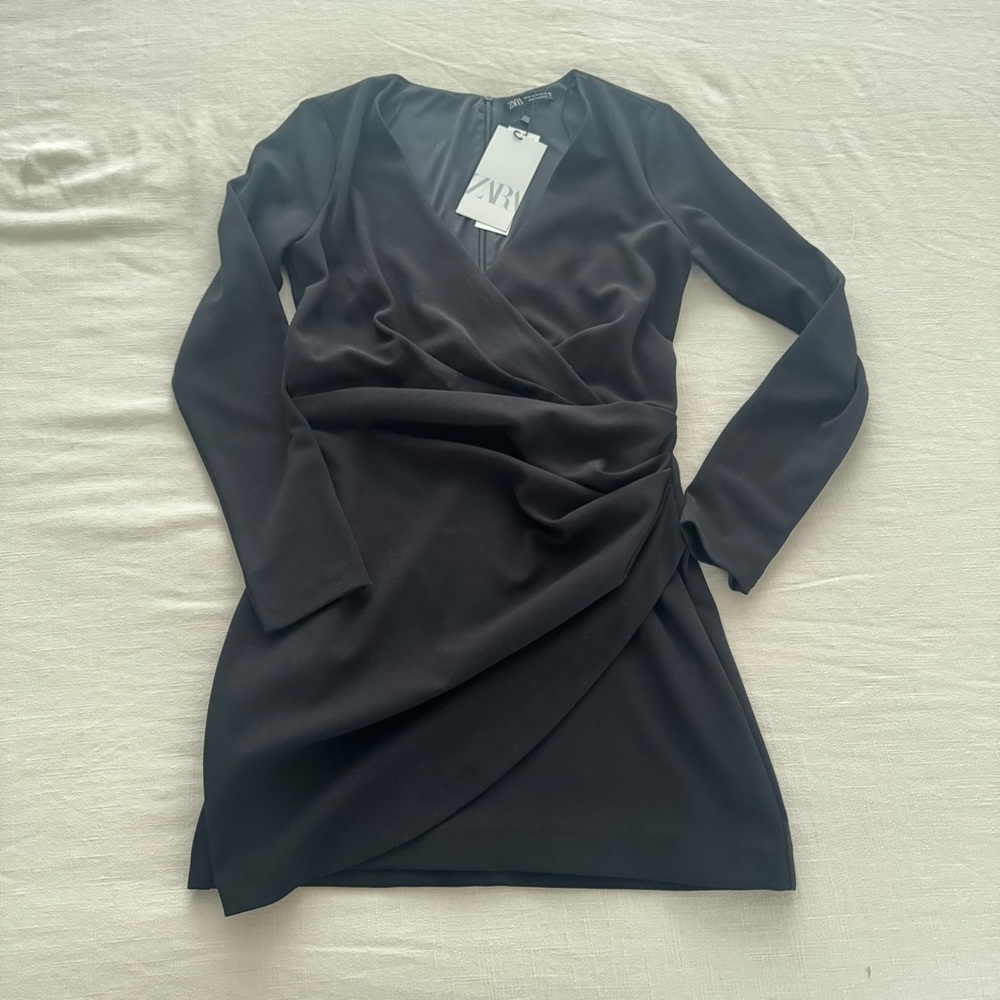Zara Short Black Long Sleeve Dress